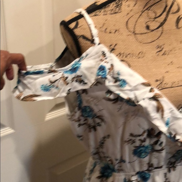 ❌SOLD OUT❌🌸Dress - Picture 2 of 6